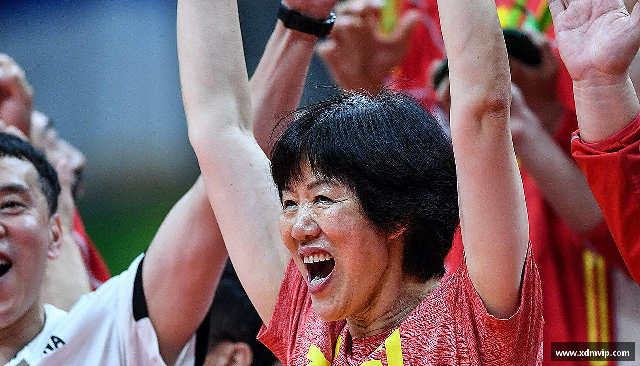 团结拼搏，驰骋竞技！